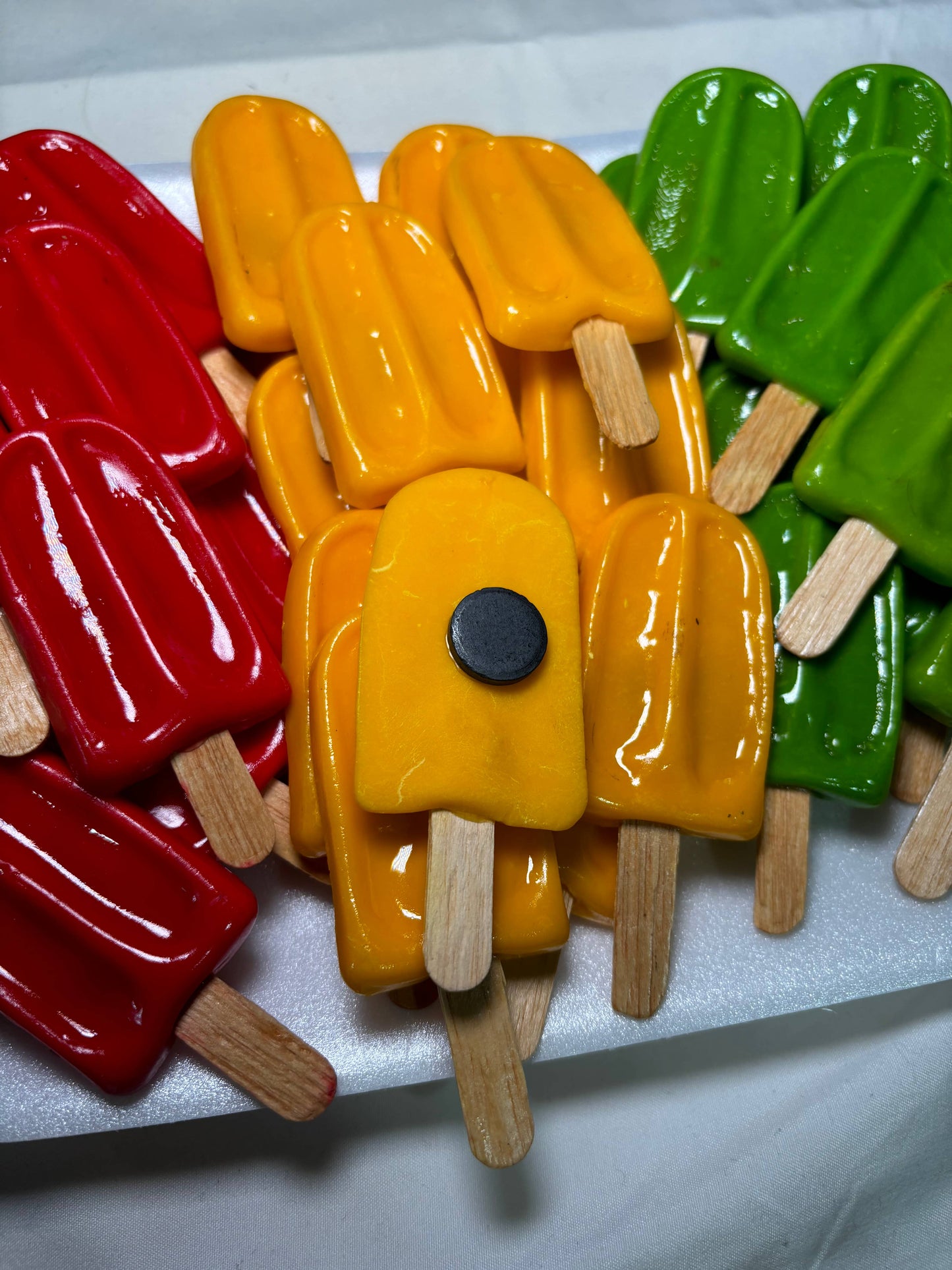 Italian Ice Cream Kitchen Magnet (Assorted Colors)