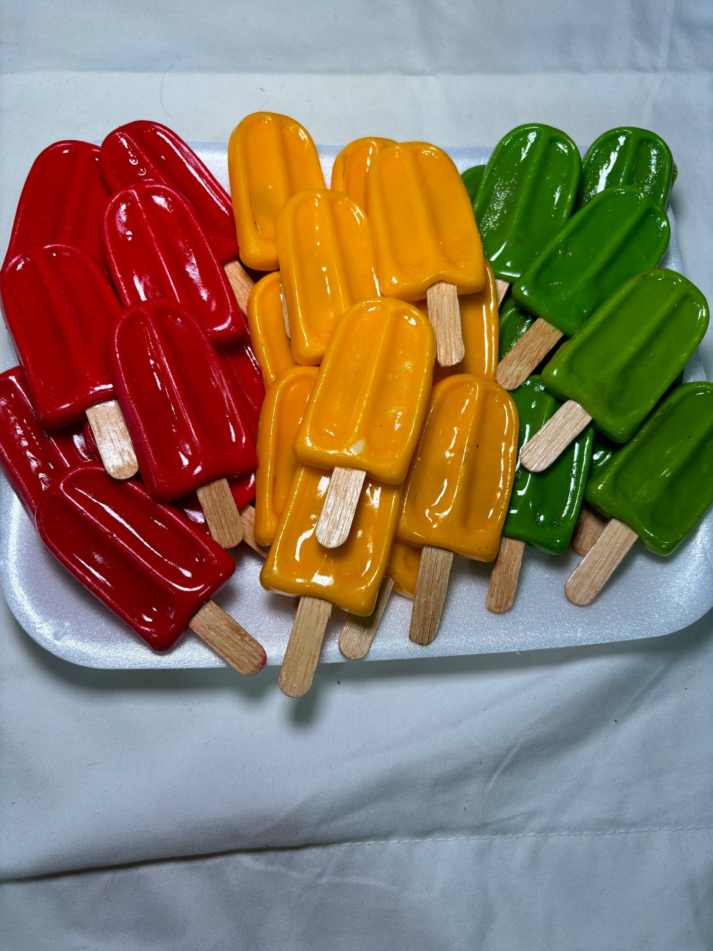 Italian Ice Cream Kitchen Magnet (Assorted Colors)