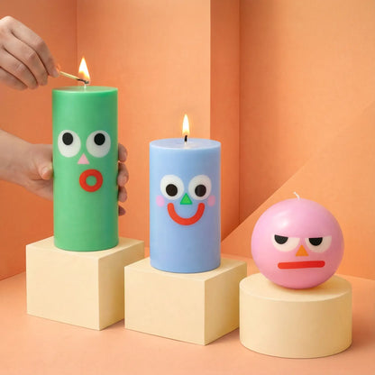 Moodz™ - Dippy Pillar Face Candle - Green