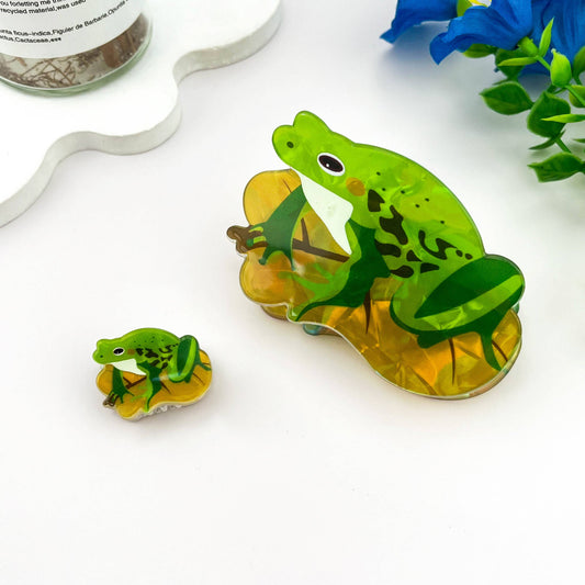Frog Hair Claw Clip