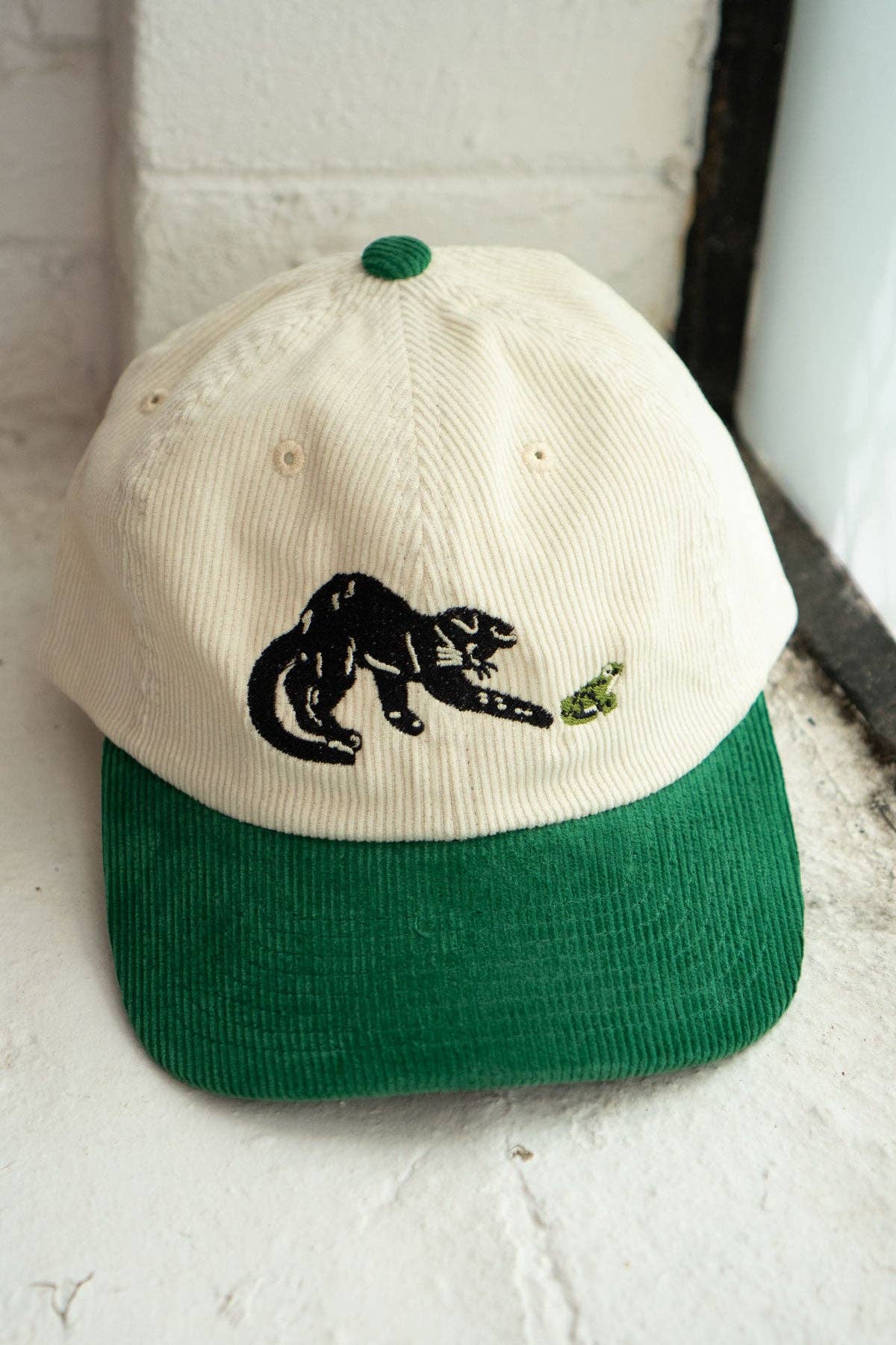 Frenemies (Cat & Frog) Two-Tone Corduroy Dad Hat: Cream-Clover