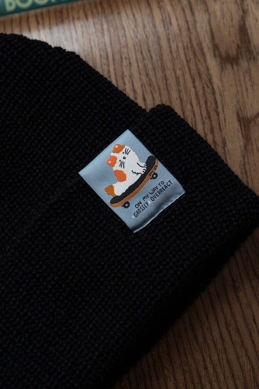 Overreact Shaker Stitch Beanie: Black