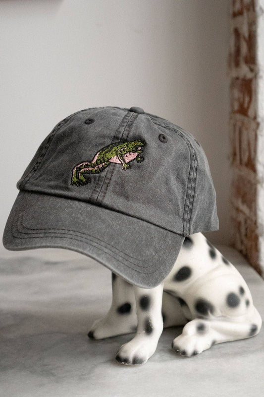 Jumpy Frog Dad Hat | Embroidered Dad Hat: Vintage Black